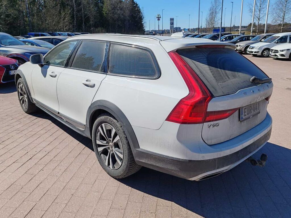 Volvo V90 Cross Country 2020 Valkoinen