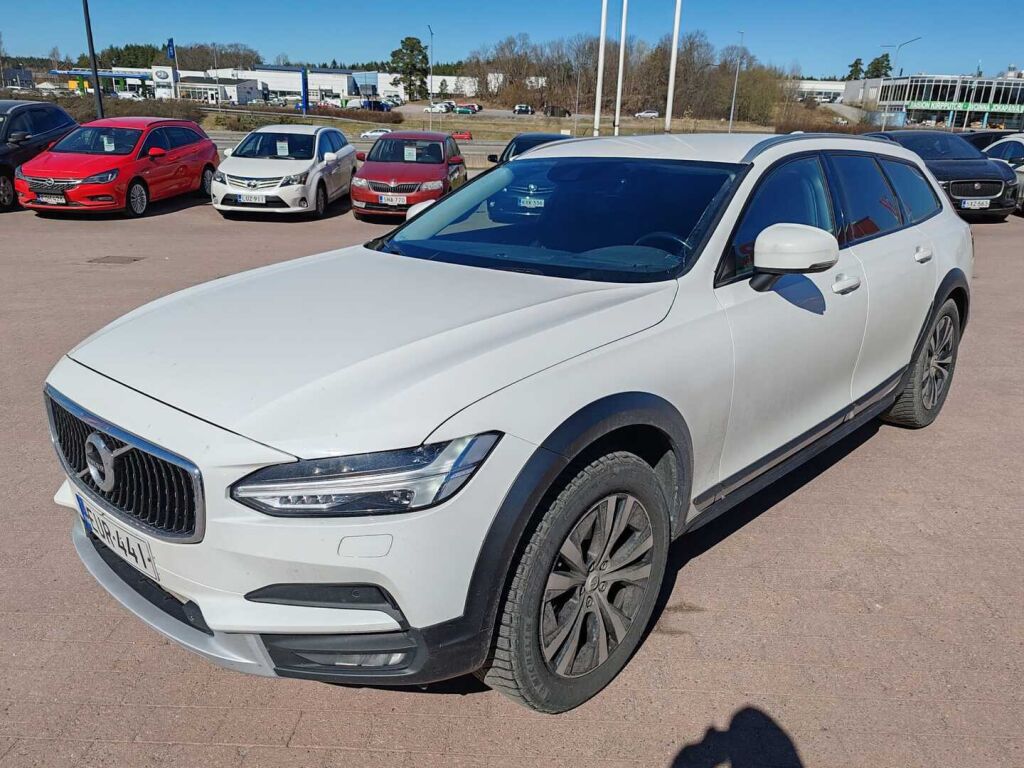 Volvo V90 Cross Country 2020 Valkoinen