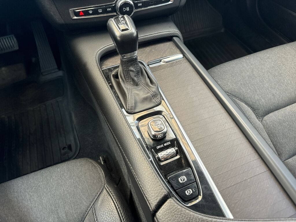 Volvo V90 Cross Country 2020 Valkoinen