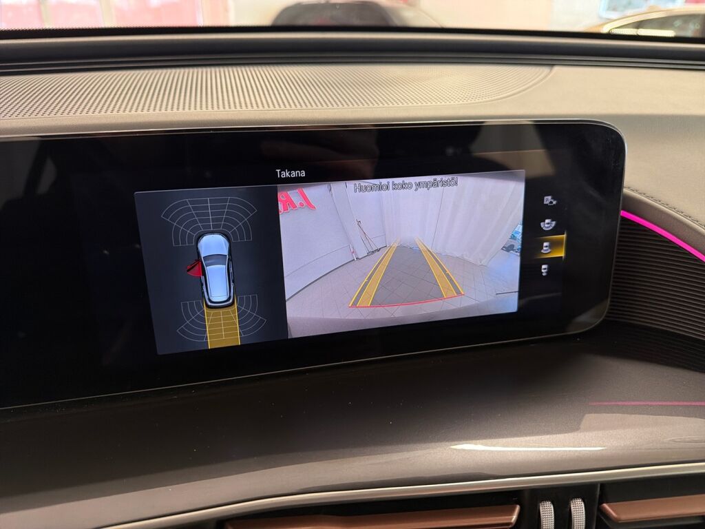 Mercedes-Benz EQC 2023 Musta