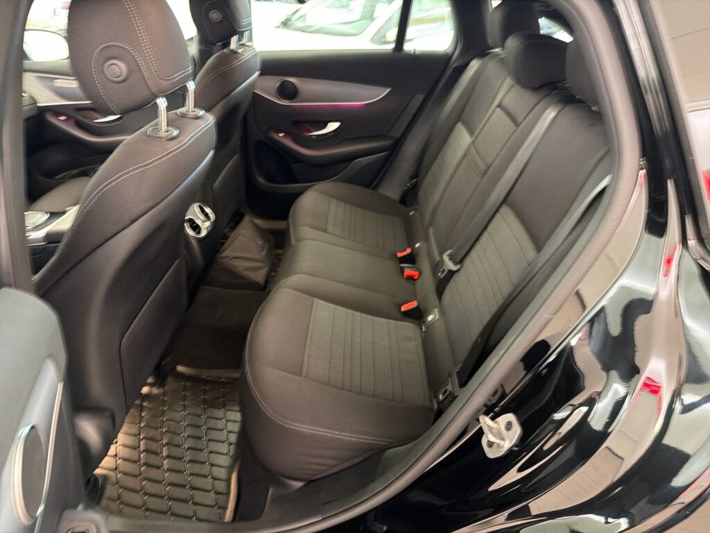 Mercedes-Benz EQC 2023 Musta