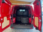 Ford Transit Courier 2023 Punainen