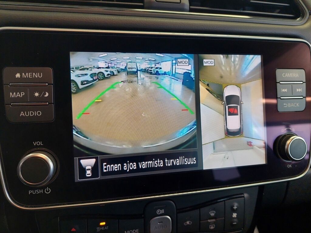 Nissan Leaf 2022 Musta