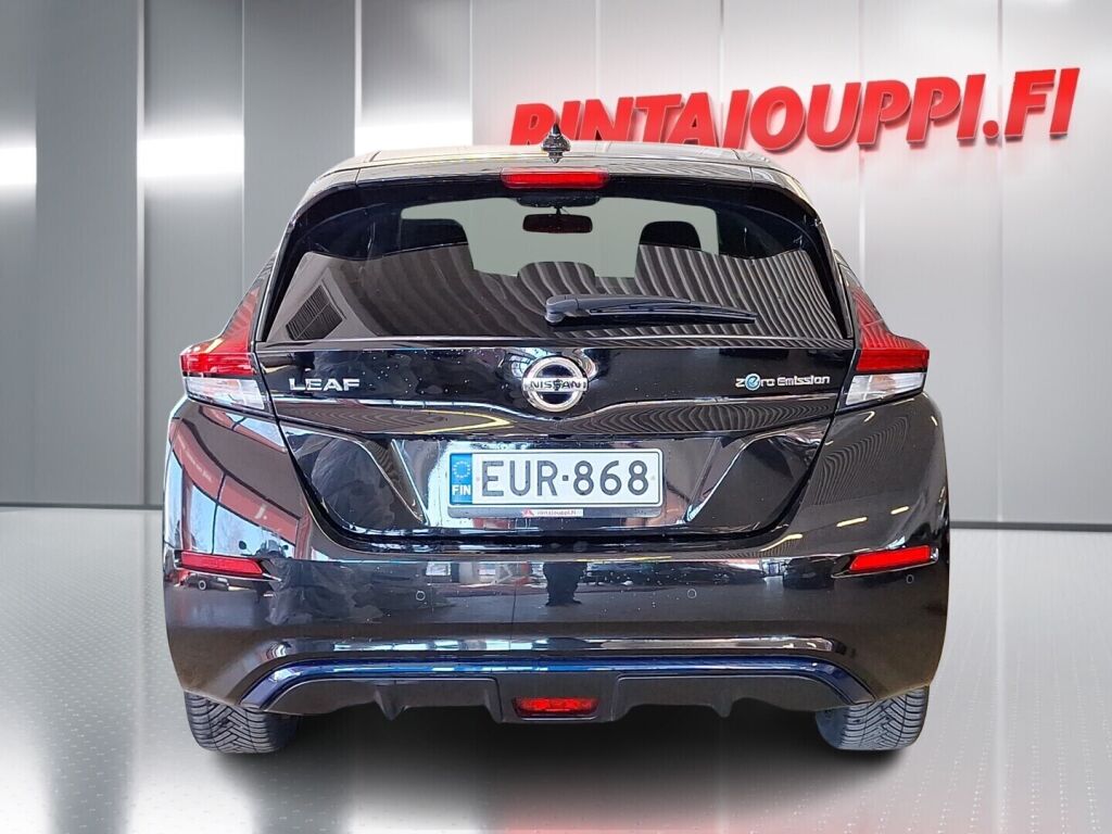 Nissan Leaf 2022 Musta