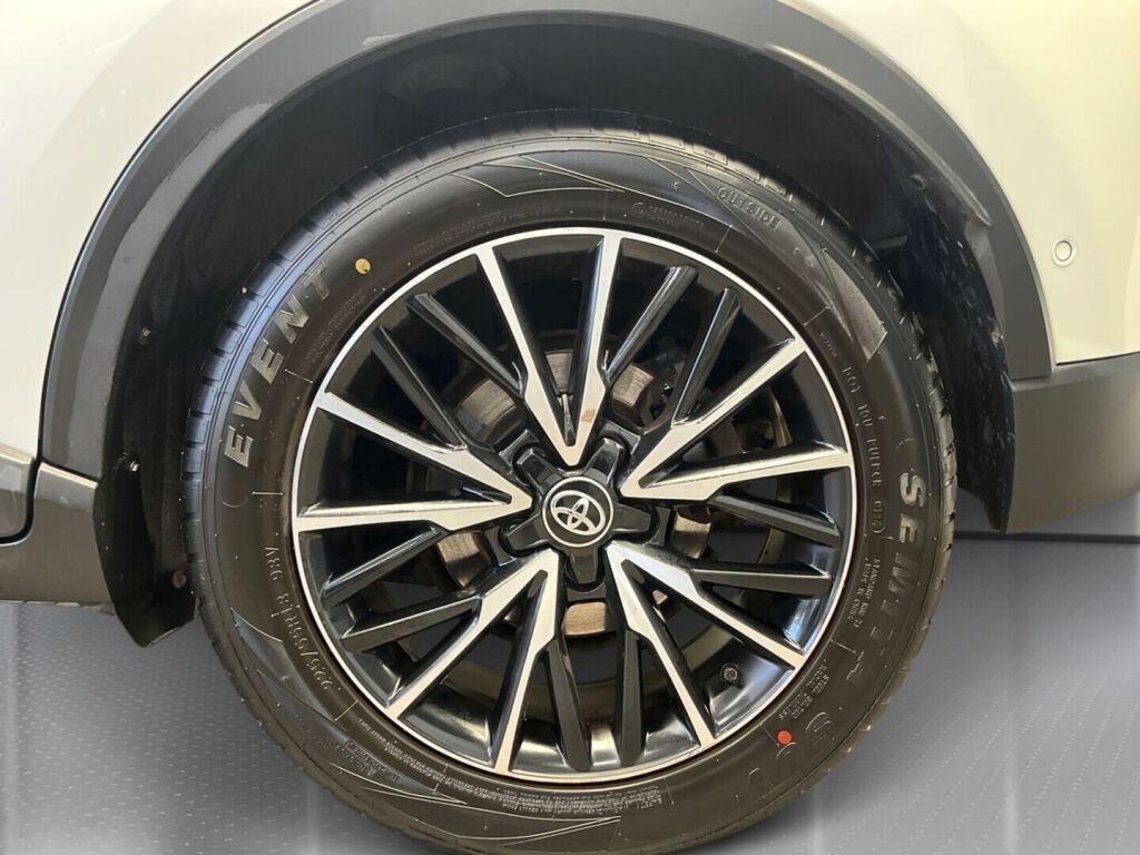 Toyota C-HR 2017 Valkoinen