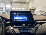 Toyota C-HR 2017 Valkoinen
