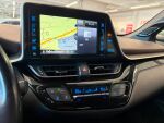 Toyota C-HR 2017 Valkoinen
