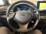 Toyota C-HR 2017 Valkoinen