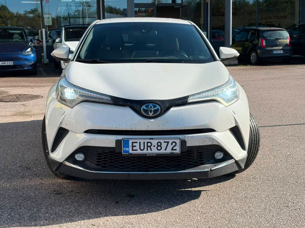 Toyota C-HR 2017 Valkoinen