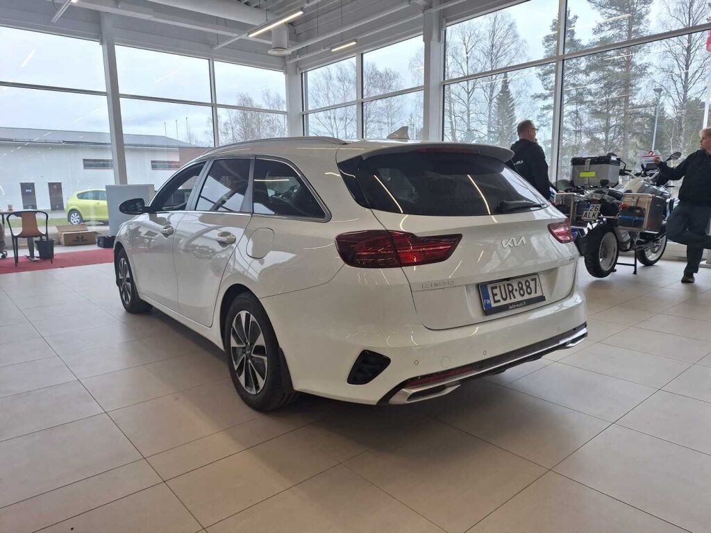 Kia Ceed 2021 Valkoinen