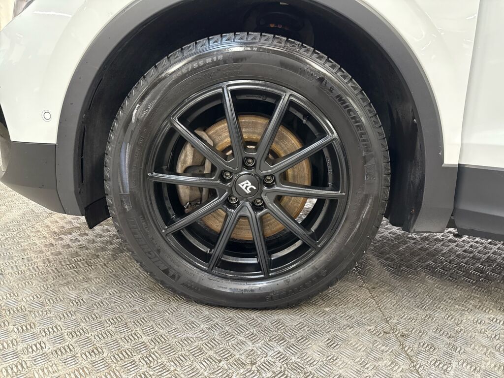 Volkswagen Tiguan 2024 Valkoinen