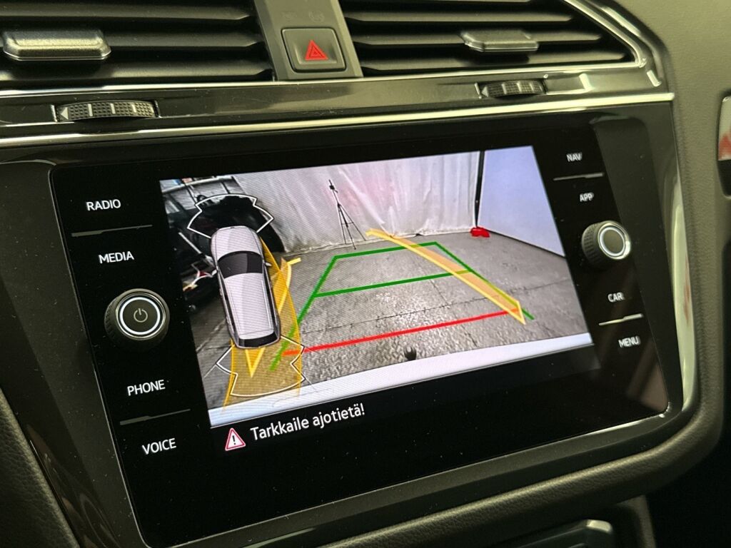 Volkswagen Tiguan 2023 Valkoinen