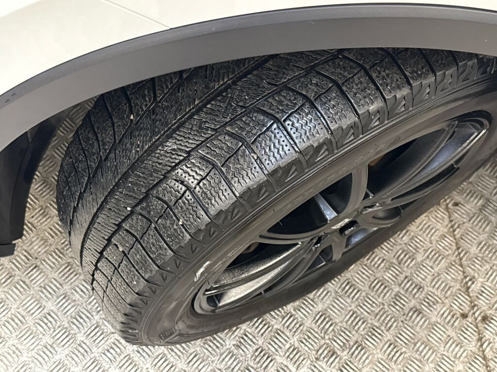 Volkswagen Tiguan 2024 Valkoinen