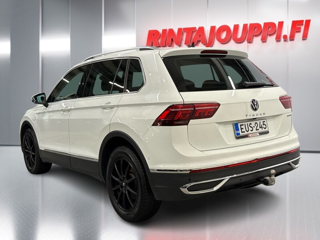 Volkswagen Tiguan 2023 Valkoinen