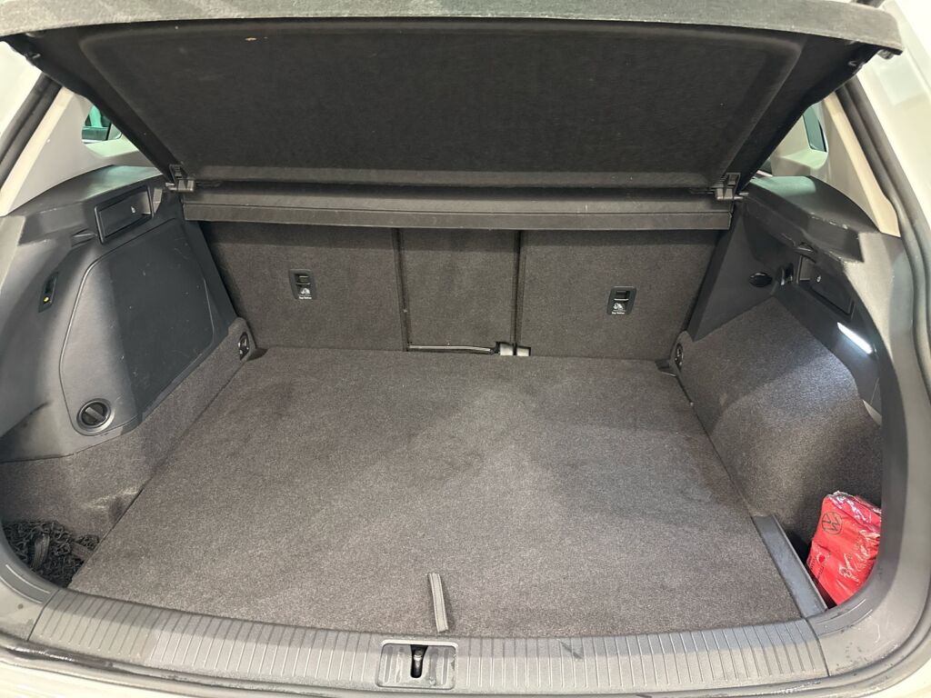 Volkswagen Tiguan 2024 Valkoinen