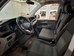 Volkswagen Transporter 2023 Musta