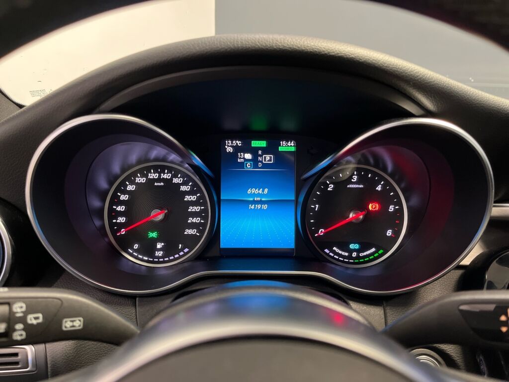 Mercedes-Benz C 2020 Musta