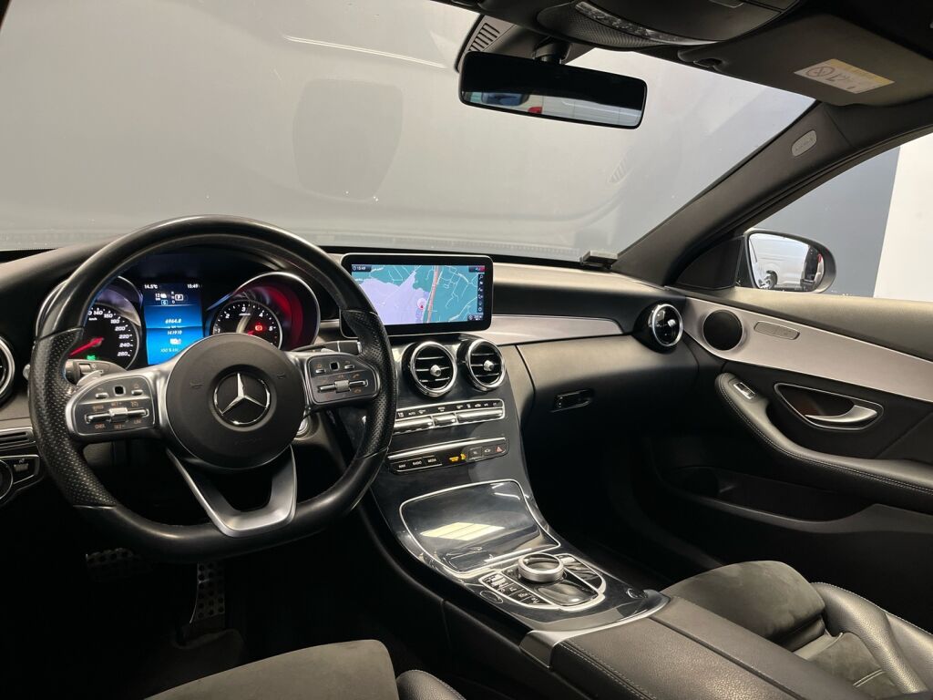 Mercedes-Benz C 2020 Musta