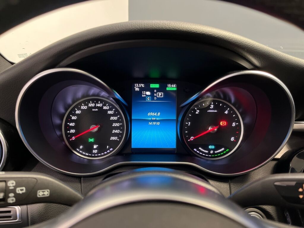 Mercedes-Benz C 2020 Musta