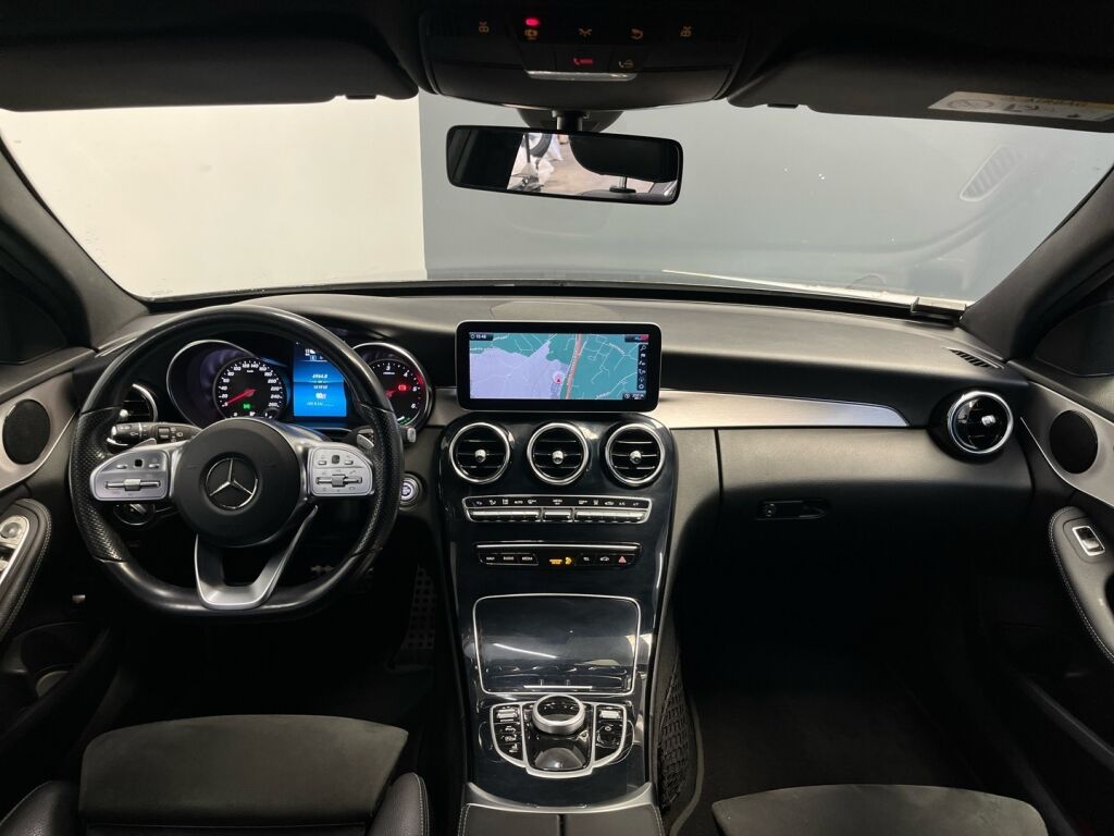 Mercedes-Benz C 2020 Musta
