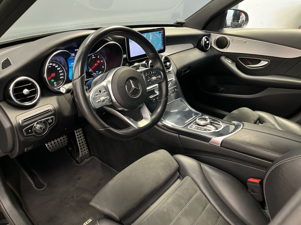 Mercedes-Benz C 2020 Musta