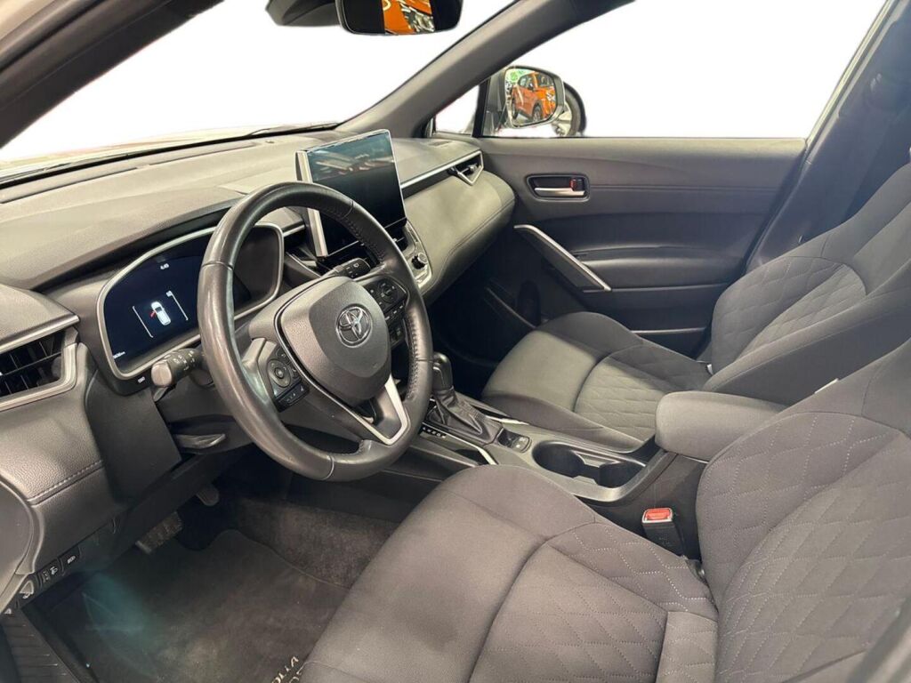 Toyota Corolla Cross 2022 Valkoinen