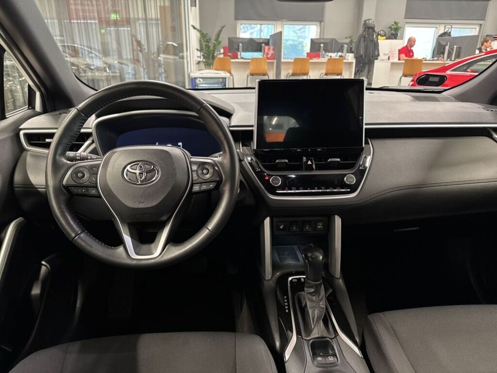 Toyota Corolla Cross 2022 Valkoinen