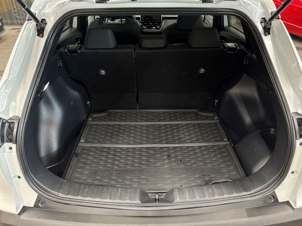 Toyota Corolla Cross 2022 Valkoinen