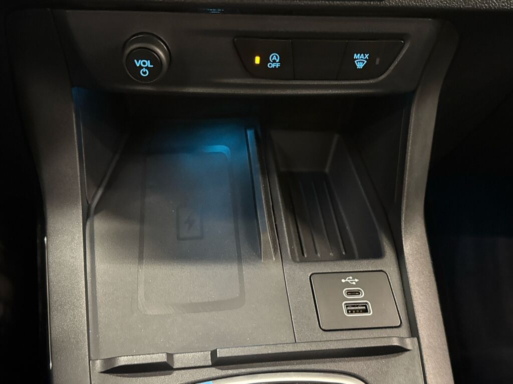 Ford Puma 2026 Punainen