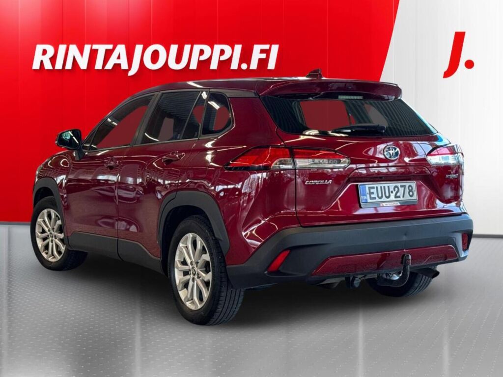 Toyota Corolla Cross 2023 Punainen