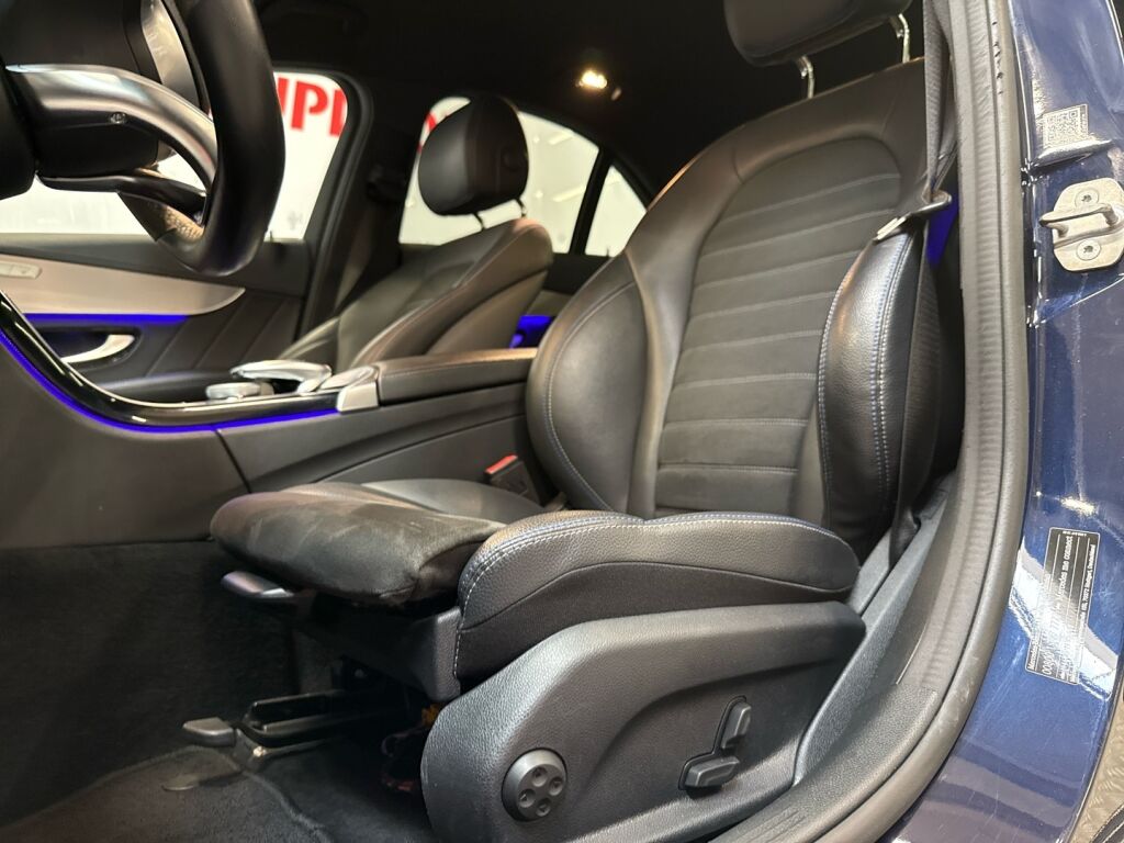 Mercedes-Benz C 2021 Sininen