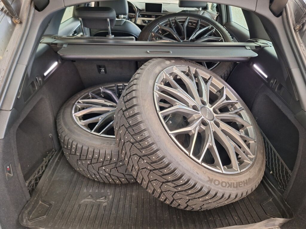 Audi A4 2016 Harmaa