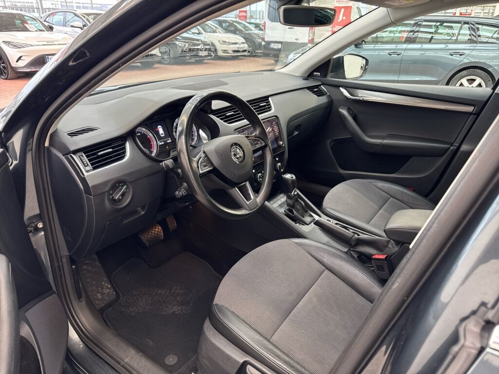 Skoda Octavia 2020 Harmaa