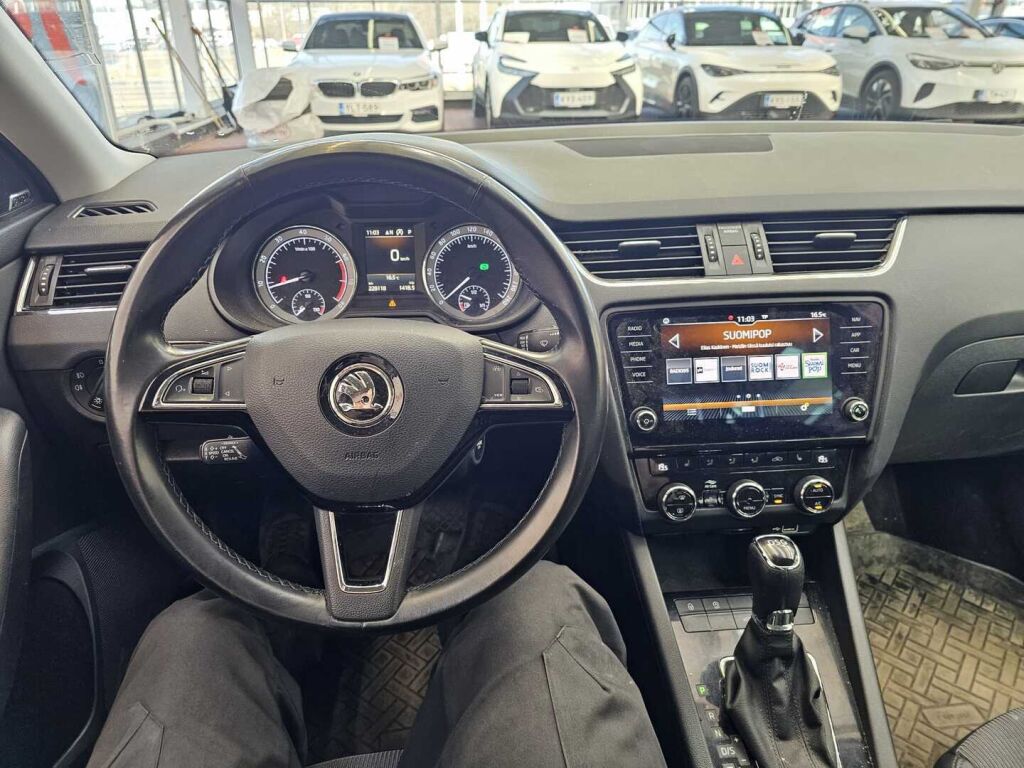 Skoda Octavia 2020 Harmaa