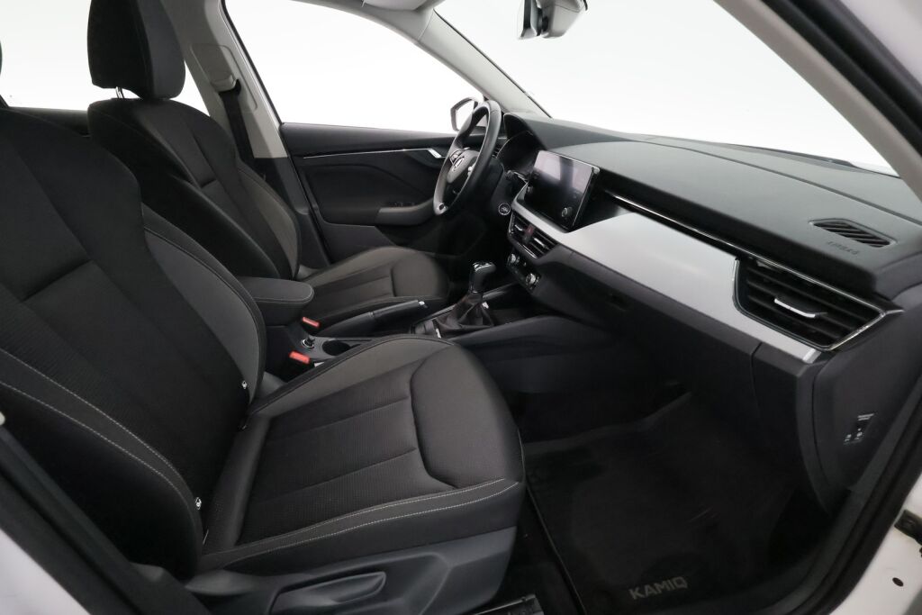 Skoda Kamiq 2023 Valkoinen