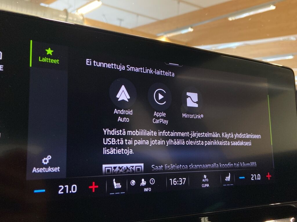 Skoda Octavia 2024 Valkoinen