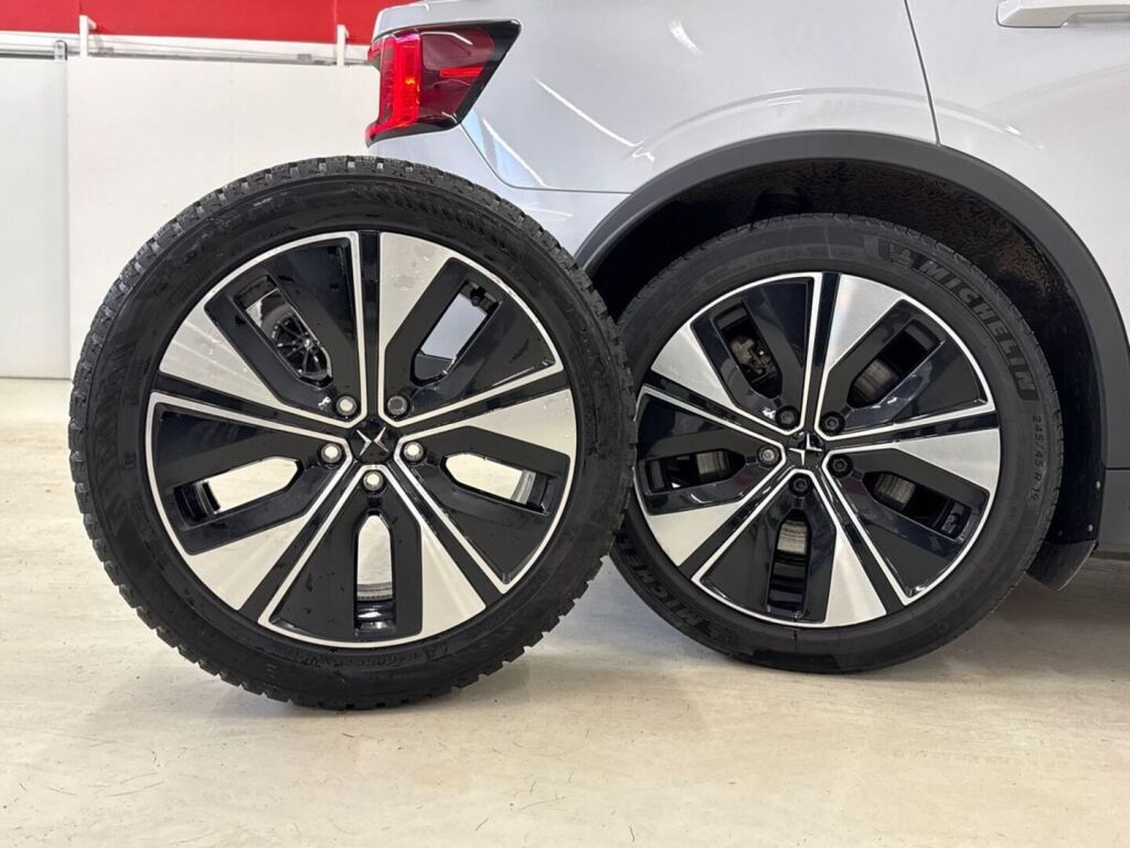 Polestar 2 2024 Harmaa