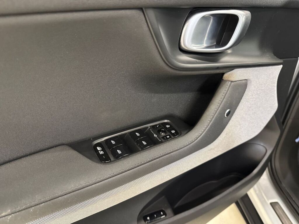 Polestar 2 2024 Harmaa