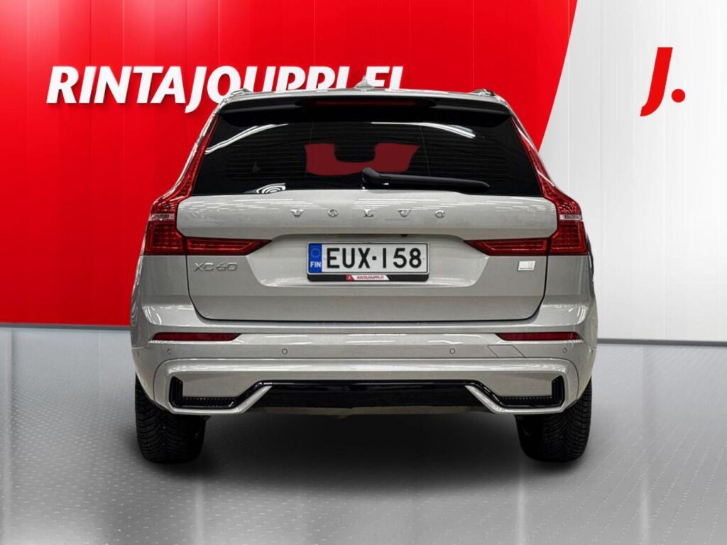 Volvo XC60 2023 Harmaa
