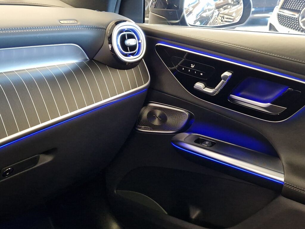 Mercedes-Benz GLC 2023 Musta