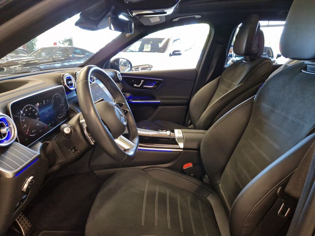 Mercedes-Benz GLC 2023 Musta