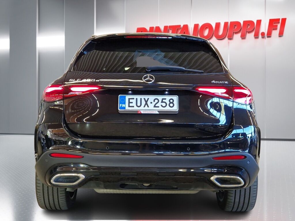 Mercedes-Benz GLC 2023 Musta