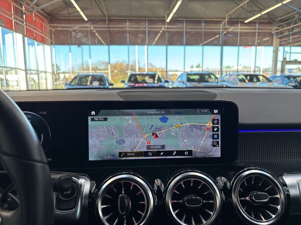 Mercedes-Benz EQB 2024 Musta