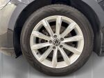 Volkswagen Passat 2024 Musta