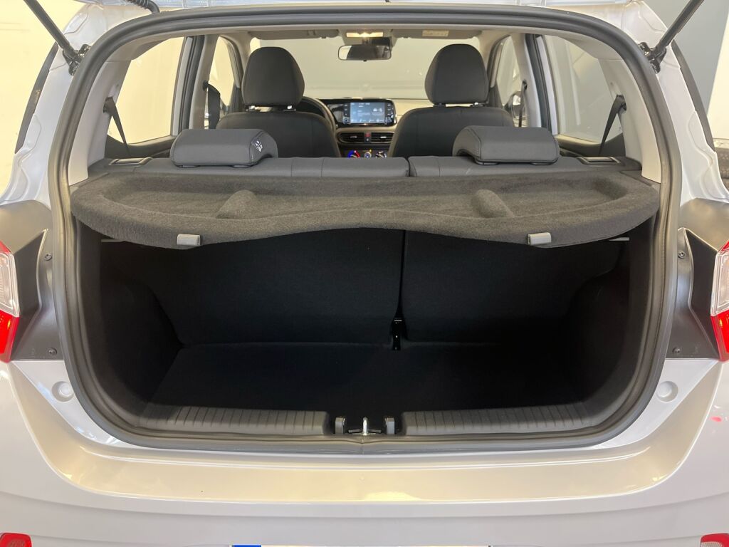 Hyundai i10 2023 Harmaa