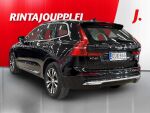 Volvo XC60 2023 Musta
