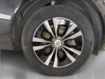 Volvo XC60 2023 Musta