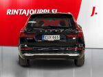 Volvo XC60 2023 Musta