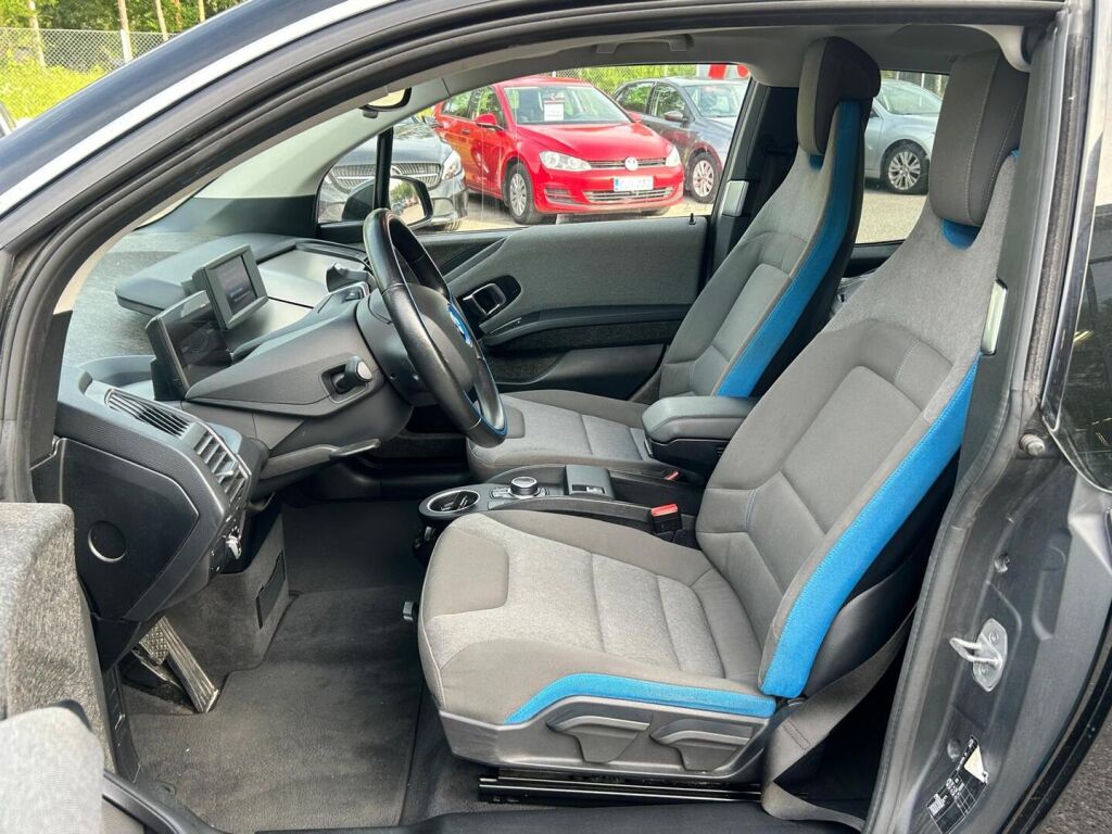 BMW i3 2019 Musta