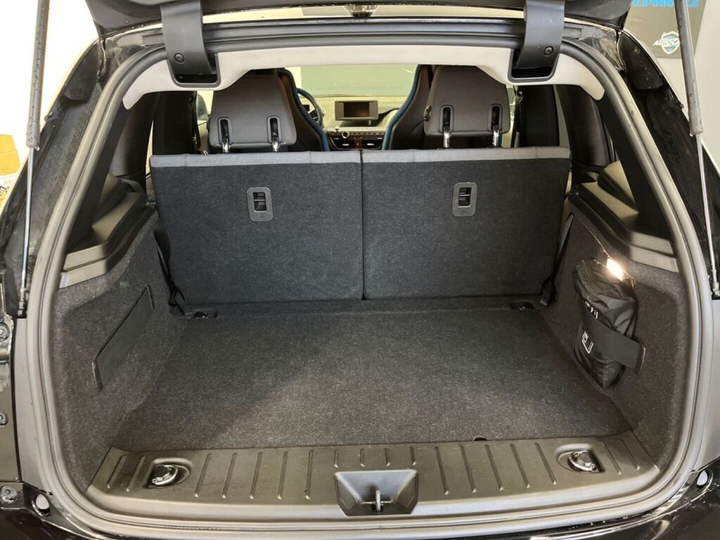 BMW i3 2019 Musta